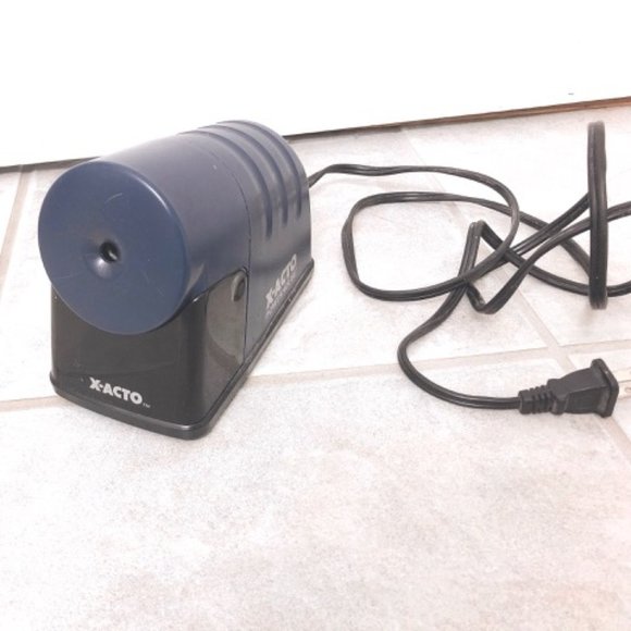 X-Acto Electric Sharpener / Pencil Sharpener Machine - Picture 1 of 5